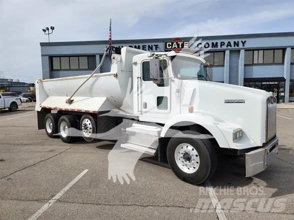 Kenworth T660 Savivarčių priekabų vilkikai
