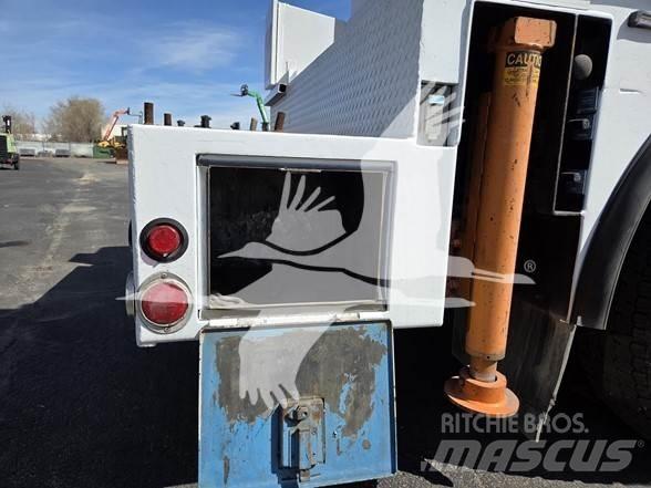 Peterbilt 337 Statyba - Kita
