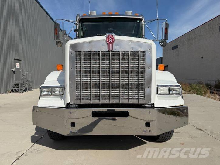 Kenworth T 800 Naudoti vilkikai