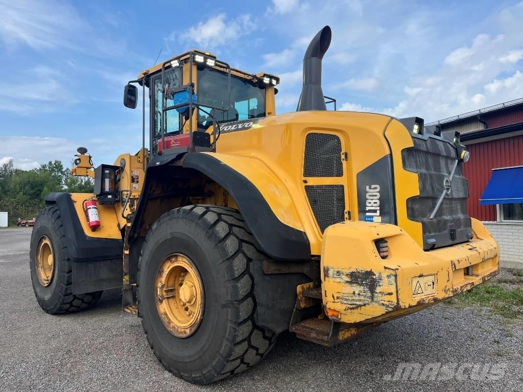 Volvo L 180 G Naudoti ratiniai krautuvai