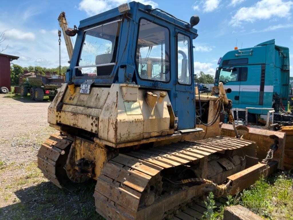 Komatsu D 41 P-3 Vikšriniai buldozeriai