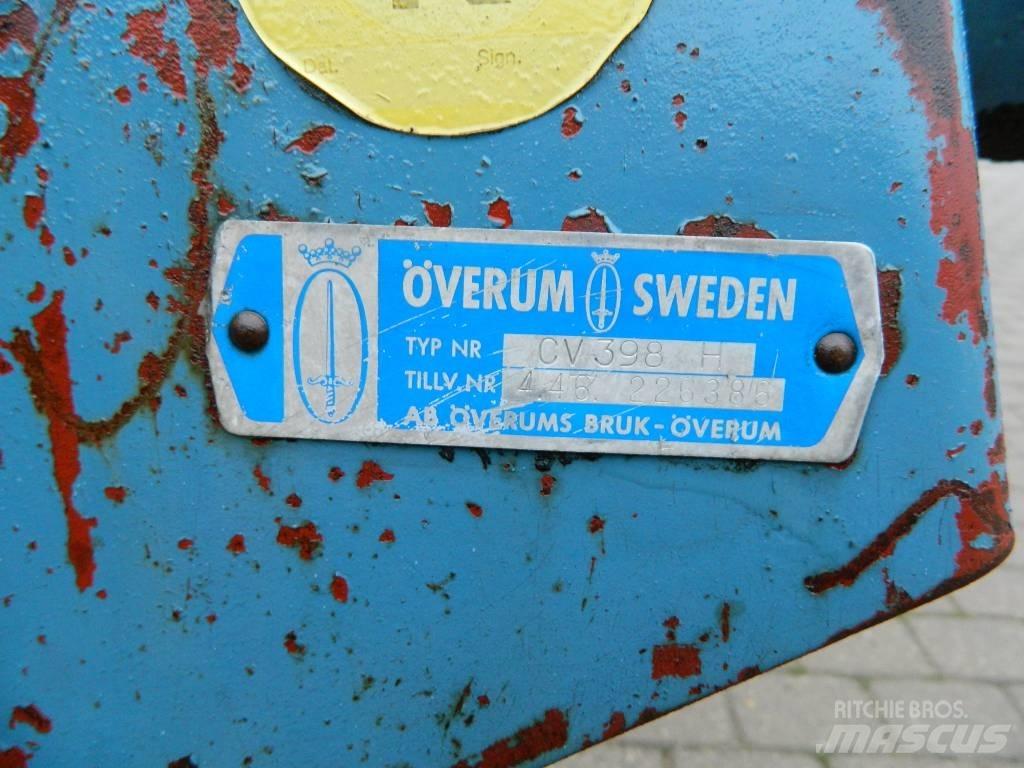Överum 3 Apverčiamieji plūgai