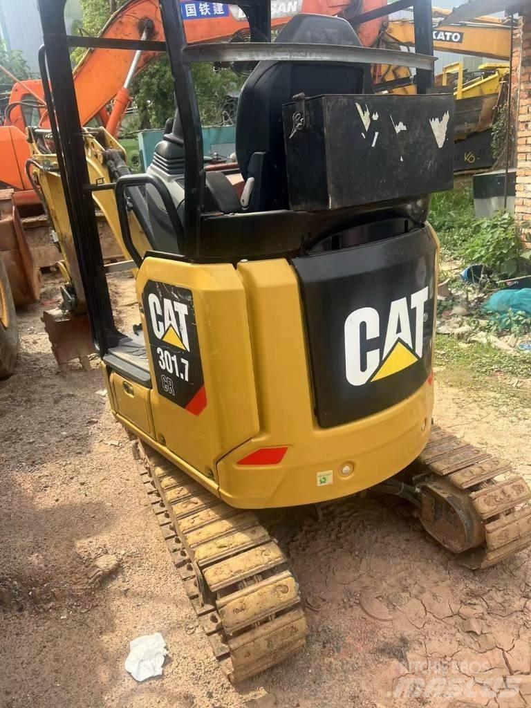 CAT 301.7 Mini ekskavatoriai < 7 t