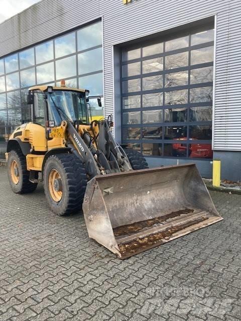 Volvo L 45 F Naudoti ratiniai krautuvai