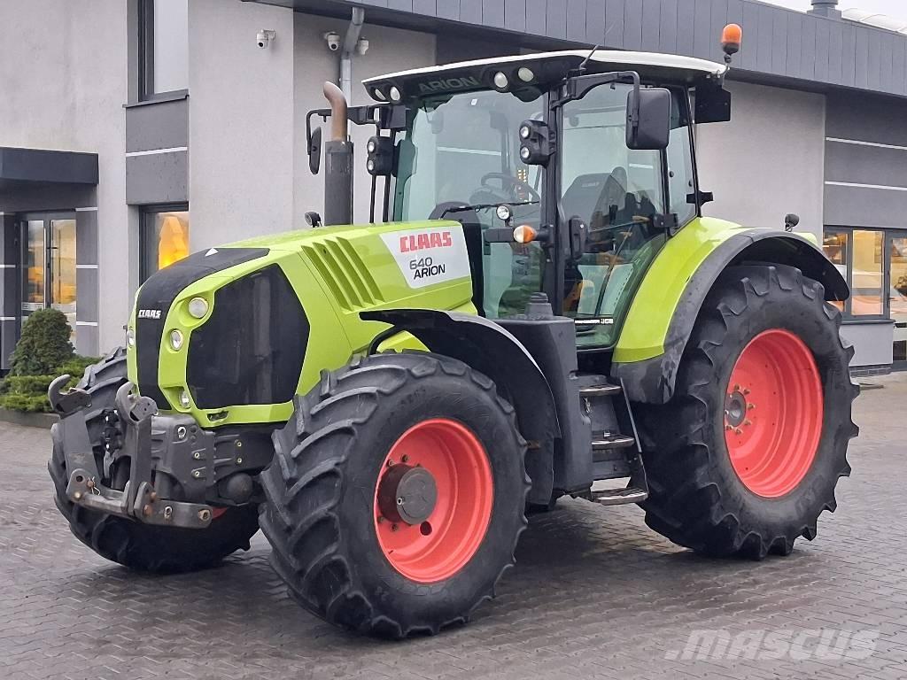 CLAAS Arion 640 Traktoriai
