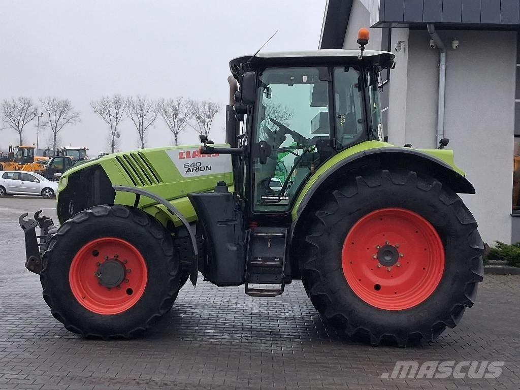 CLAAS Arion 640 Traktoriai