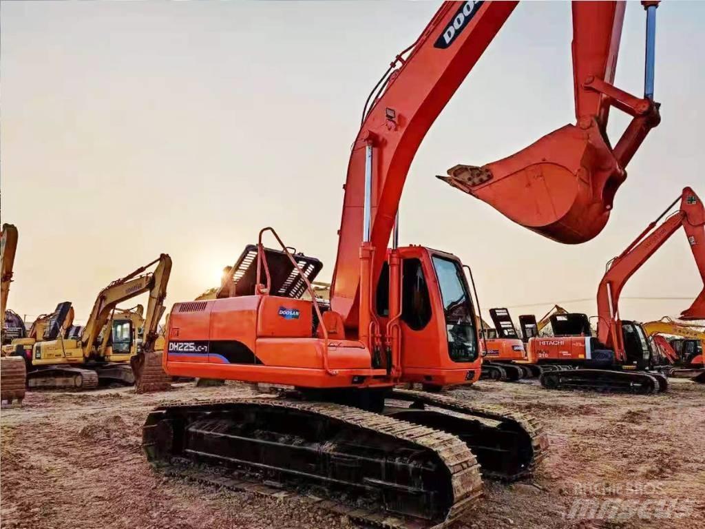Doosan DH 225 LC-7 Vikšriniai ekskavatoriai