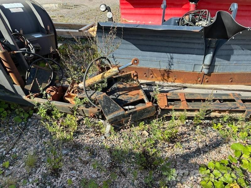 Uni-väg Vikplog 3.20 Sniego valytuvai