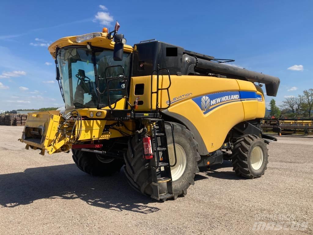 New Holland CX 8070 Derliaus nuėmimo kombainai