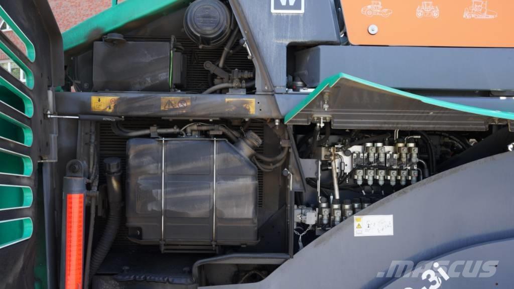 Vögele SUPER 1800-3I Asfalto klotuvai