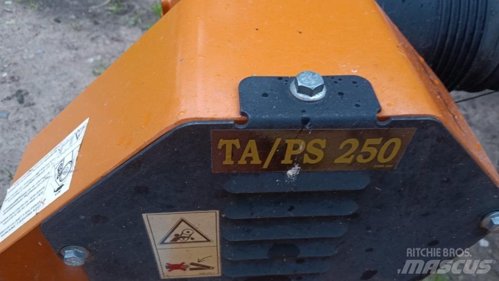 Berti TĀ/PS 250 Montuojamos ir prikabinamos šienapjovės