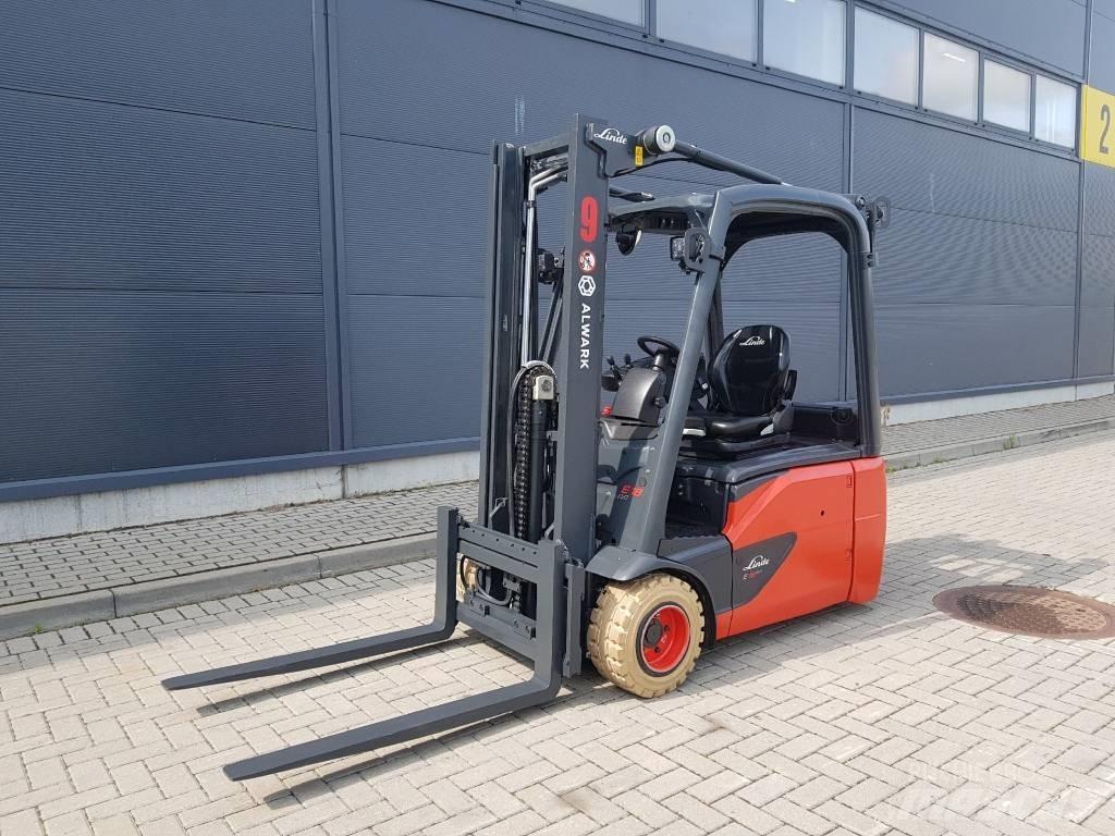 Linde E18 Elektriniai šakiniai krautuvai