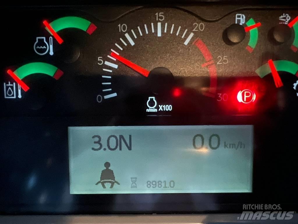 CAT 972 M Naudoti ratiniai krautuvai