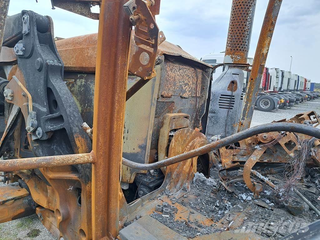 Fendt 724 Vario Traktoriai