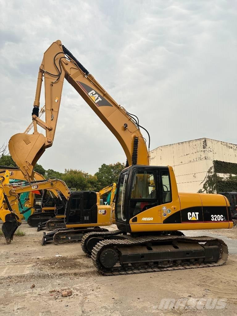 CAT 320C Vikšriniai ekskavatoriai