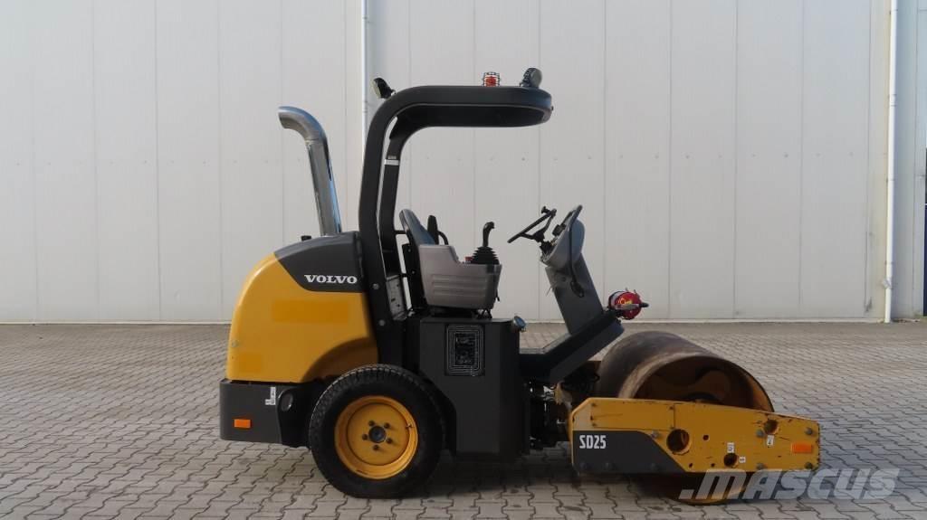 Volvo SD 25D Vieno būgno volai