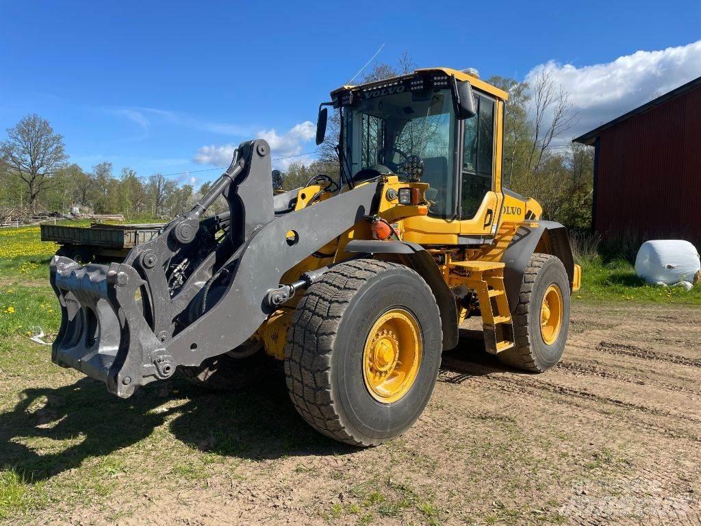 Volvo L 70 F Naudoti ratiniai krautuvai