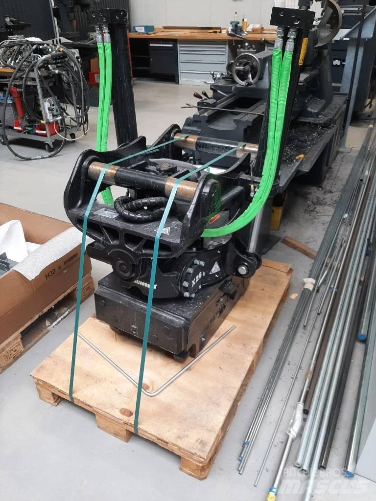 Steelwrist X26 S70 Vikšriniai ekskavatoriai