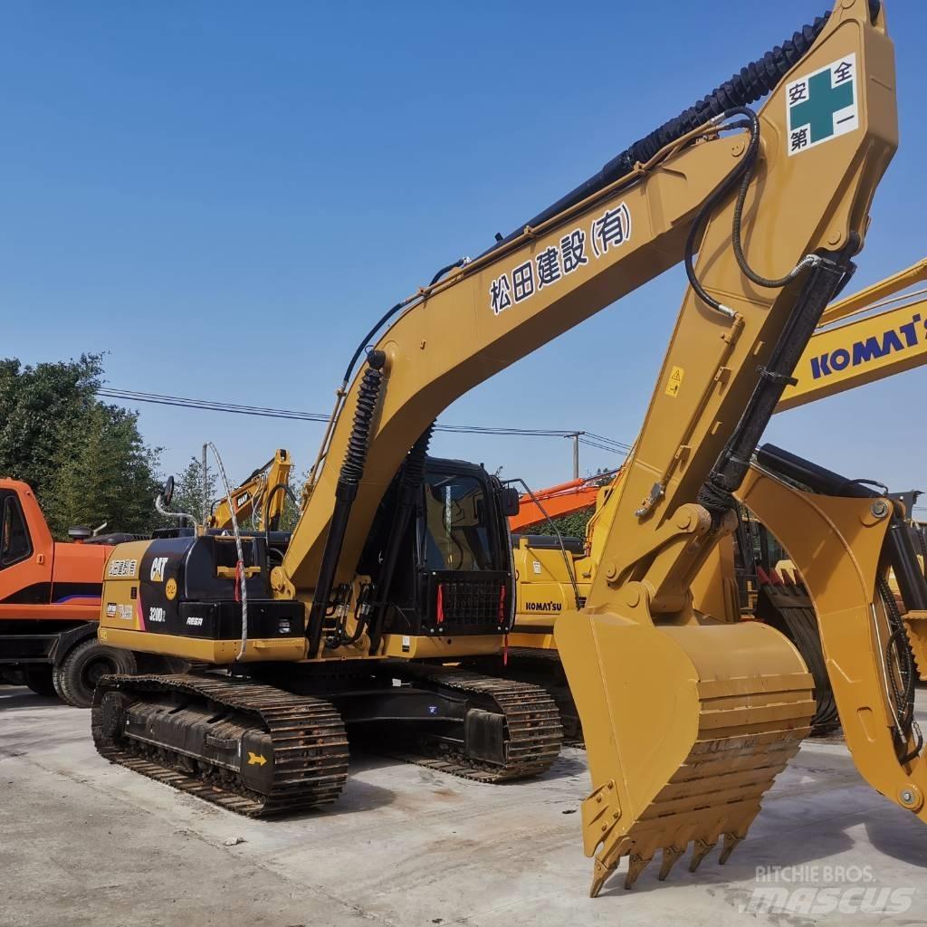 CAT 320 D Vikšriniai ekskavatoriai