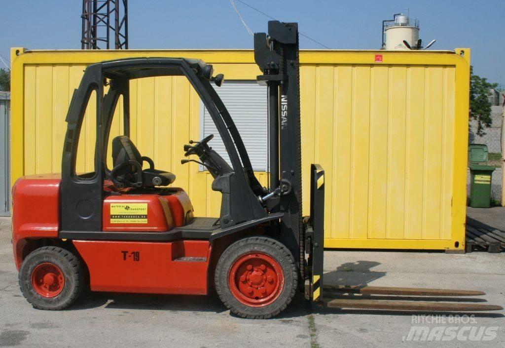 Nissan FGD09A30Q Dyzeliniai krautuvai