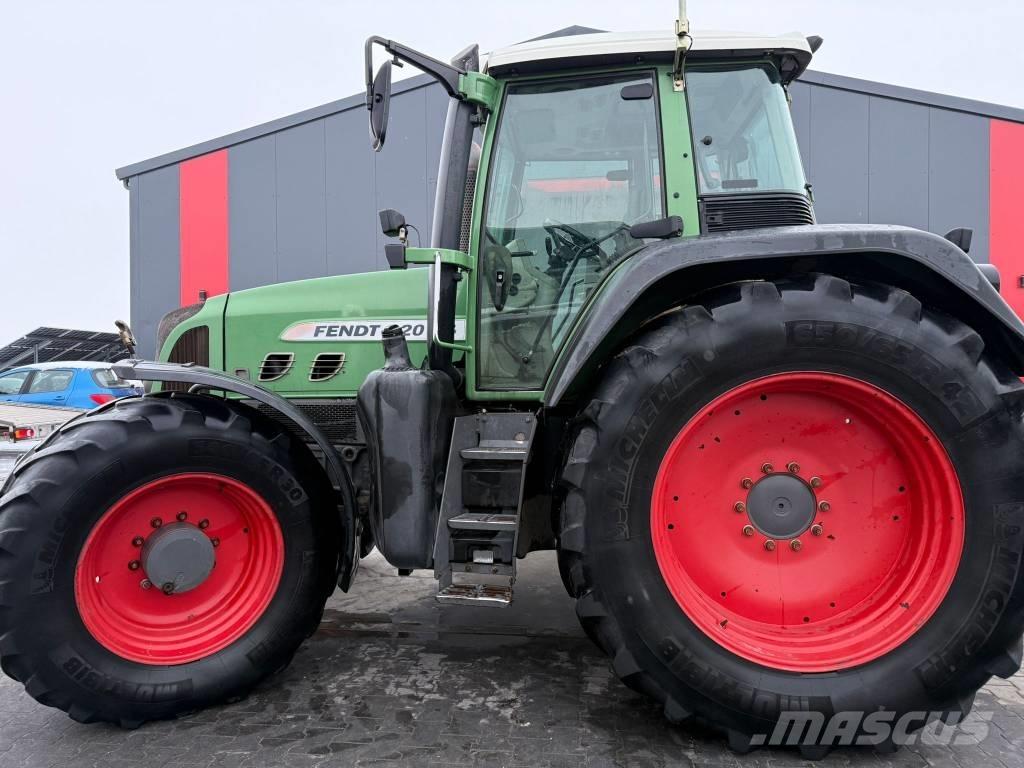 Fendt 820 Vario TMS Traktoriai