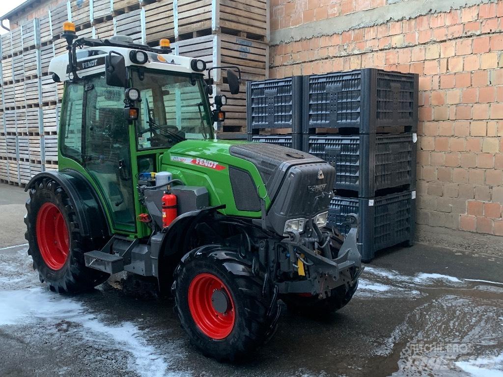 Fendt 211 Traktoriai