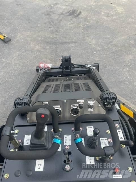 KRT ST 900 HD Krautuvai su šoniniu pasukimu