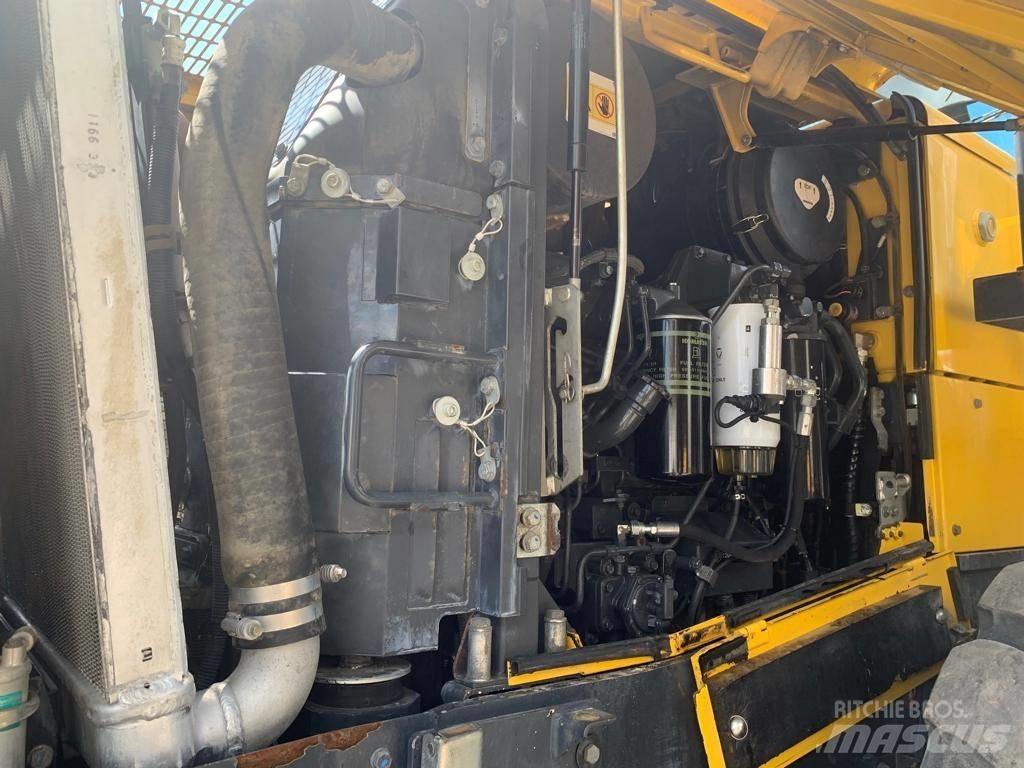 Komatsu WA 470-6 Naudoti ratiniai krautuvai