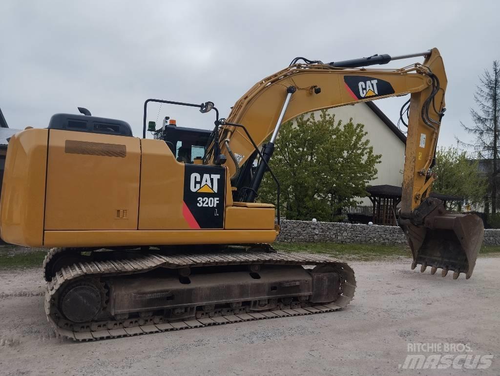 CAT 320 FL Vikšriniai ekskavatoriai