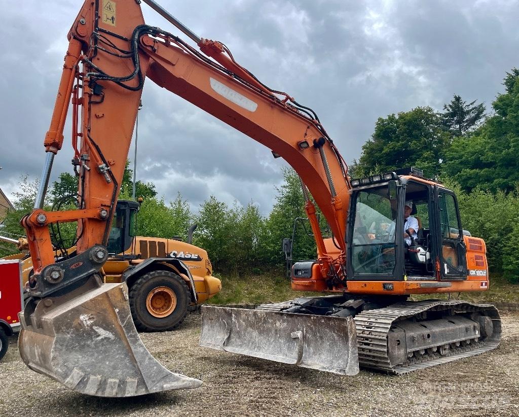 Doosan DX 180 LC-3 Vikšriniai ekskavatoriai
