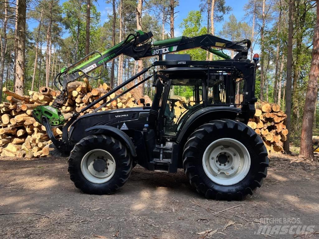 Valtra T183 Vesu Traktoriai