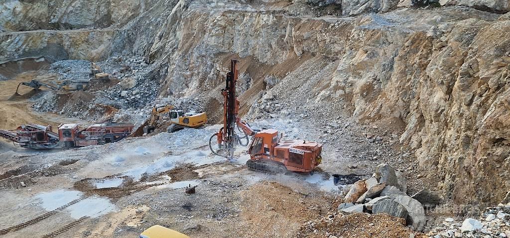 Tamrock PANTERA 800 Žemės paviršiaus gręžimo technika