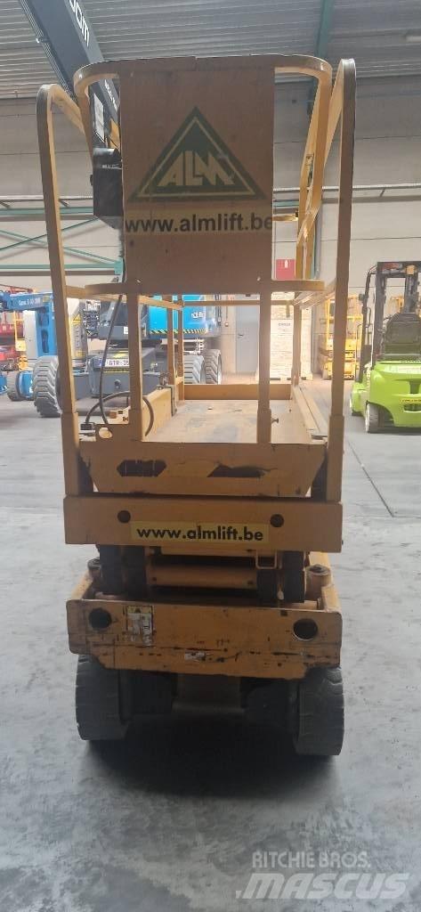 Haulotte Compact 8 Žirkliniai keltuvai