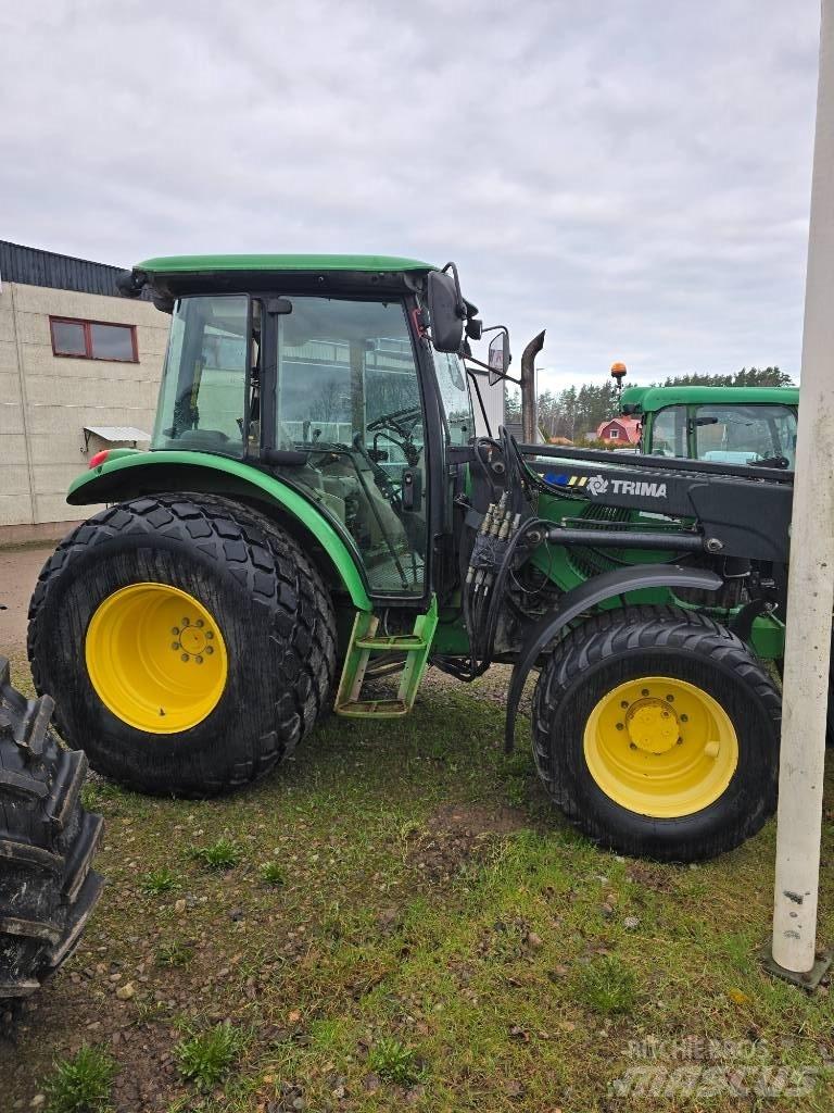John Deere 5620 Traktoriai