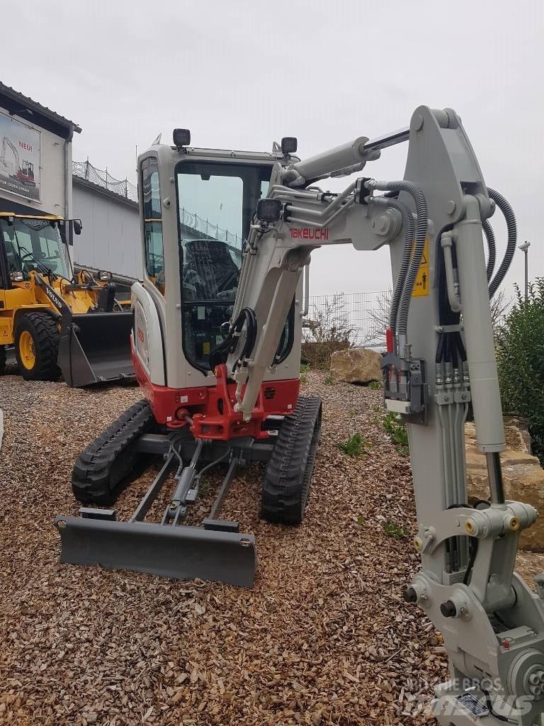 Takeuchi TB225 Mini ekskavatoriai < 7 t