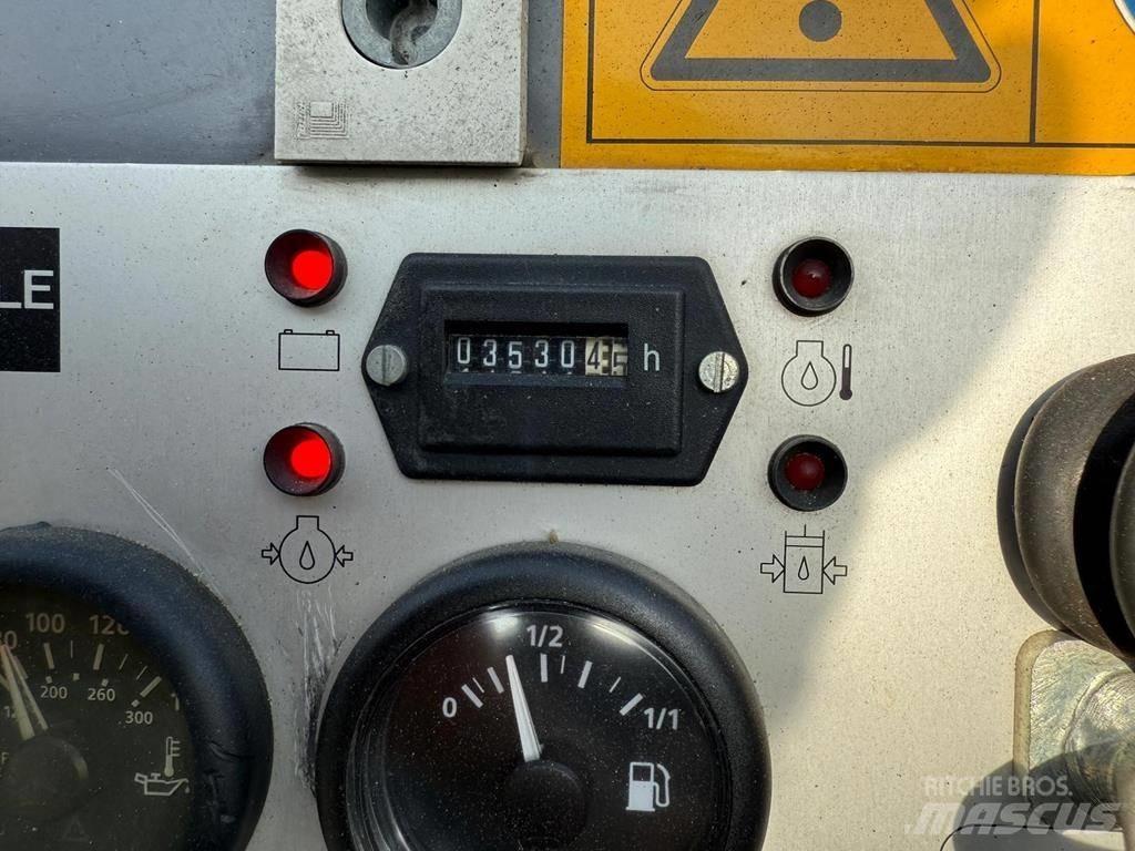 Vögele Super 800 Asfalto klotuvai