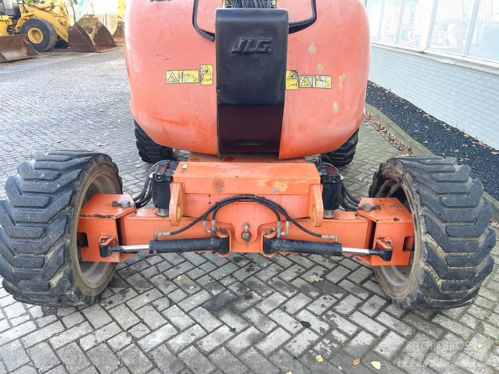 JLG 600 AJ Teleskopiniai keltuvai