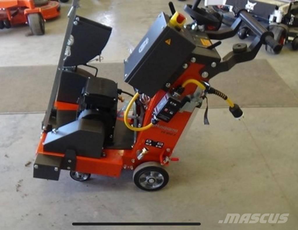 Husqvarna FS 600E Plūgai