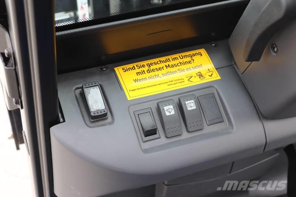 Mitsubishi FB20PN Elektriniai šakiniai krautuvai