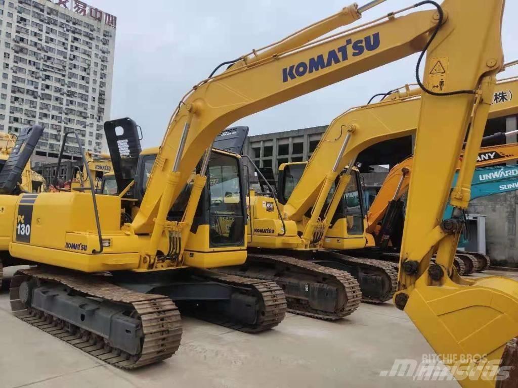 Komatsu PC130 Vikšriniai ekskavatoriai