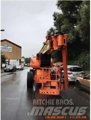 JLG 1250 AJP Alkūniniai keltuvai
