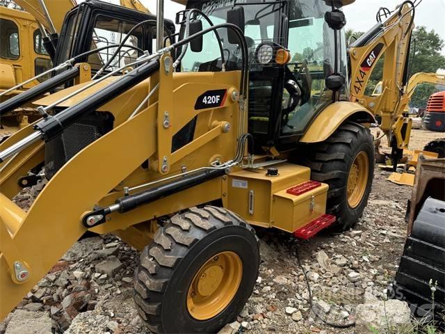 CAT 420 F Ekskavatoriniai krautuvai