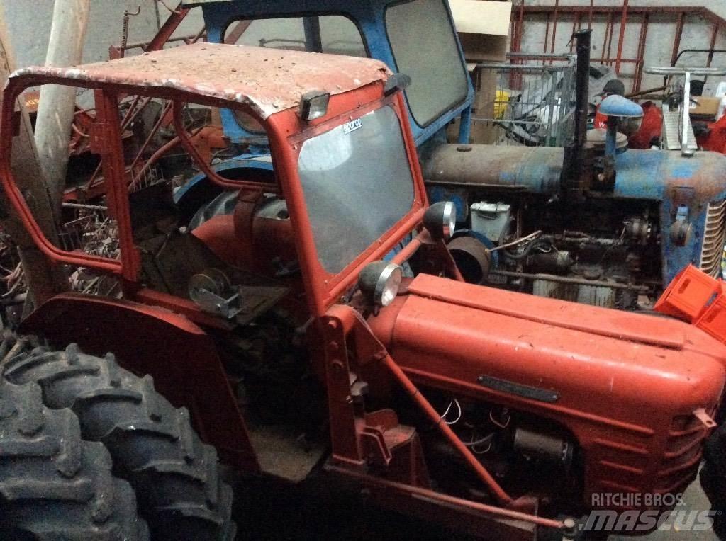 Zetor 2011 3011 4011 Traktoriai