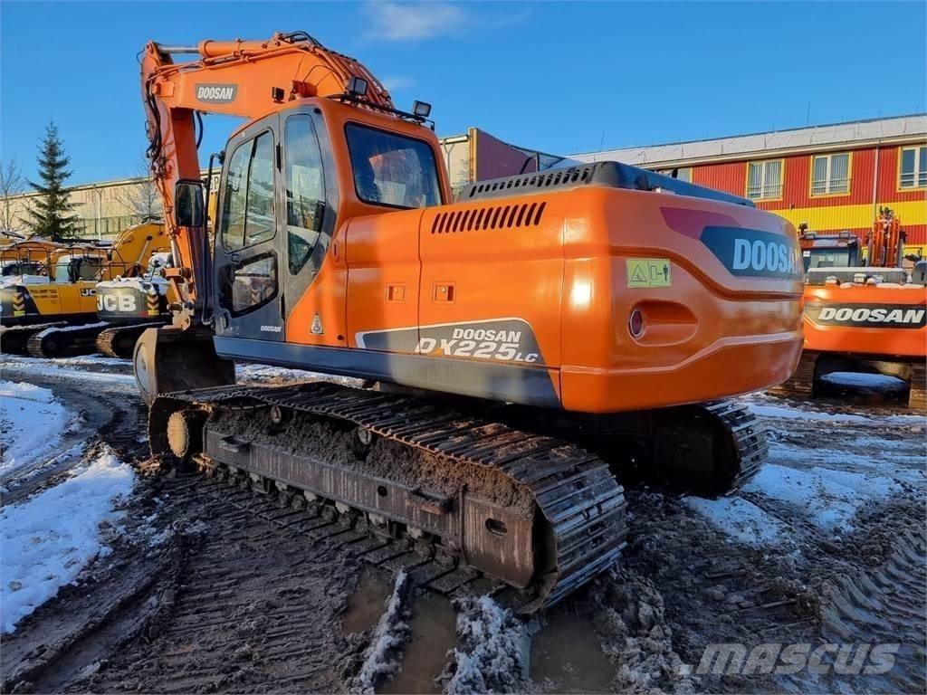 Doosan DX 225 LC Vikšriniai ekskavatoriai