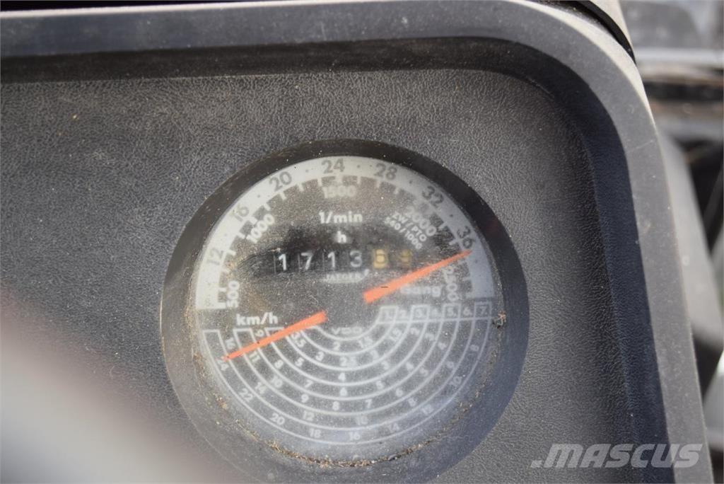 Case IH 956 XL Traktoriai