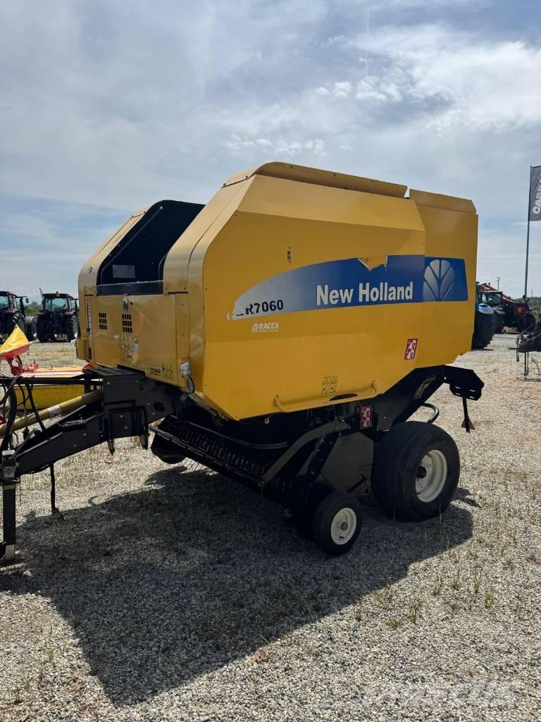 New Holland BR 7060 Ritinių presai