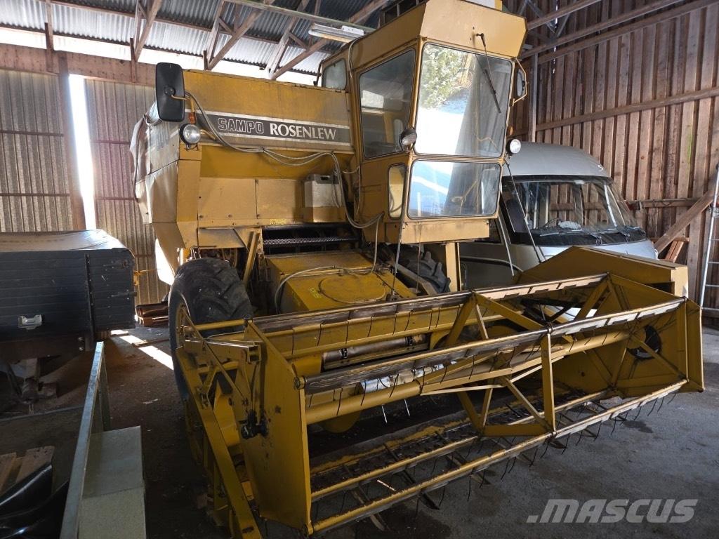 Sampo-Rosenlew 600 Derliaus nuėmimo kombainai