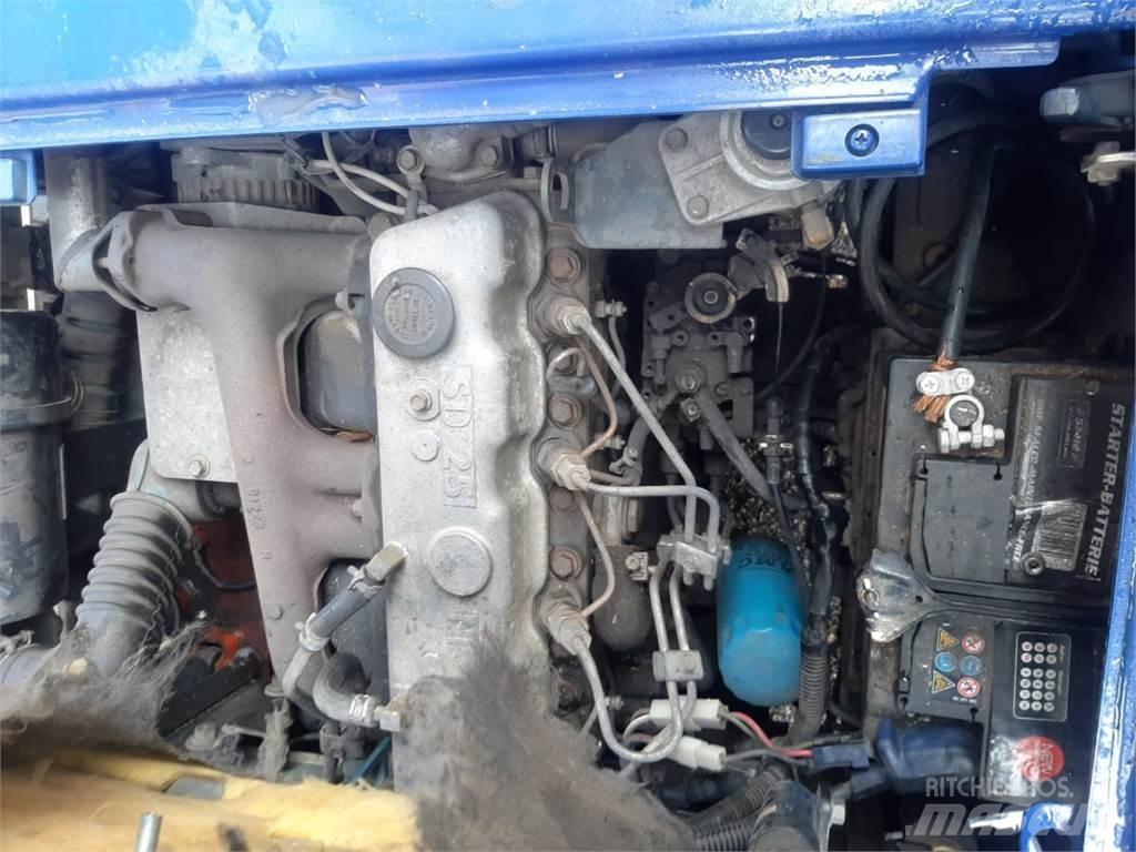 Nissan EH01A15U Žemės ūkis - Kita