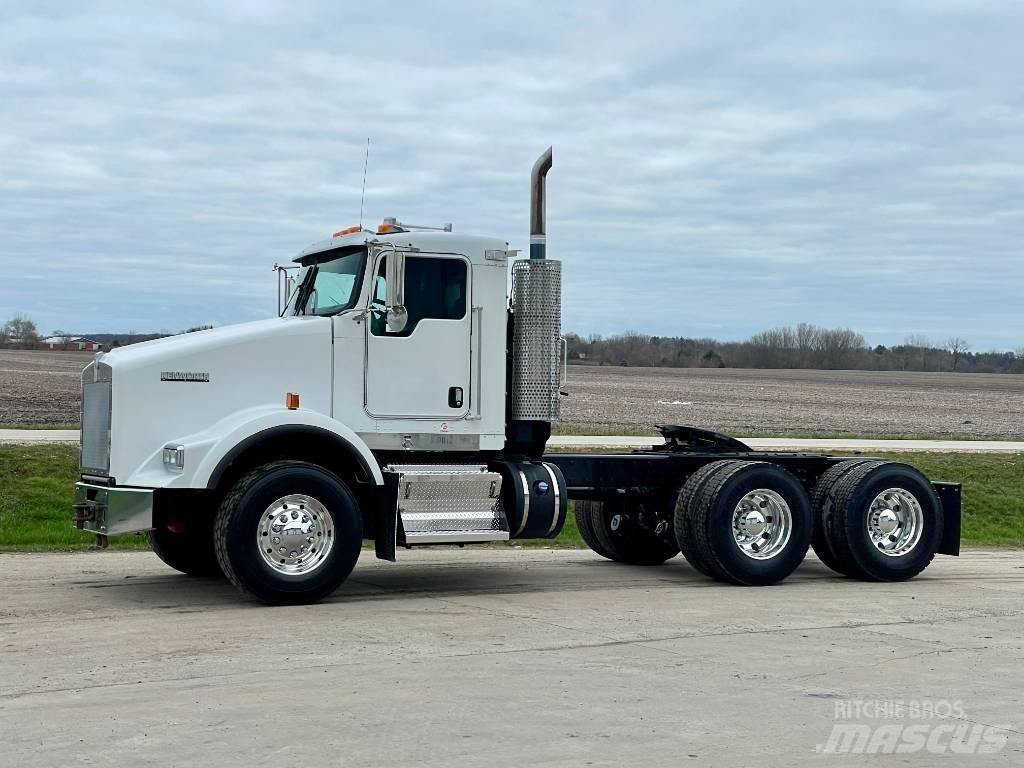 Kenworth T800 Naudoti vilkikai