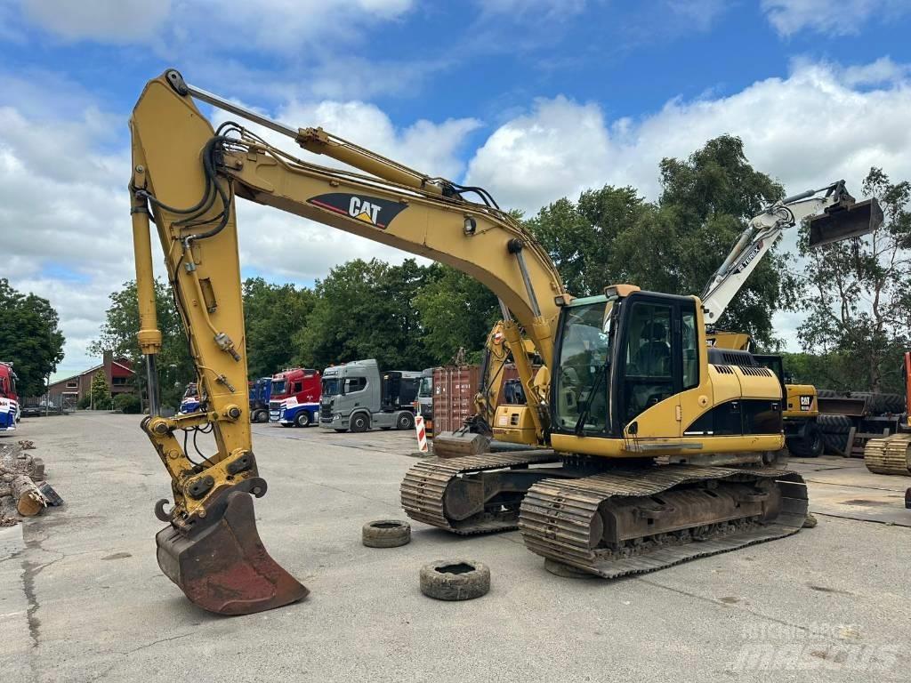 CAT 318 C L Vikšriniai ekskavatoriai